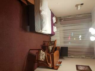 Отель Carina Hotel Тчев Бюджетный двухместный номер с 1 кроватью или 2 отдельными кроватями-1